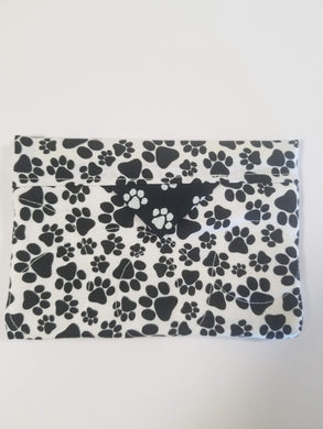 Snap Bag Small - Black and White Puppy Paws